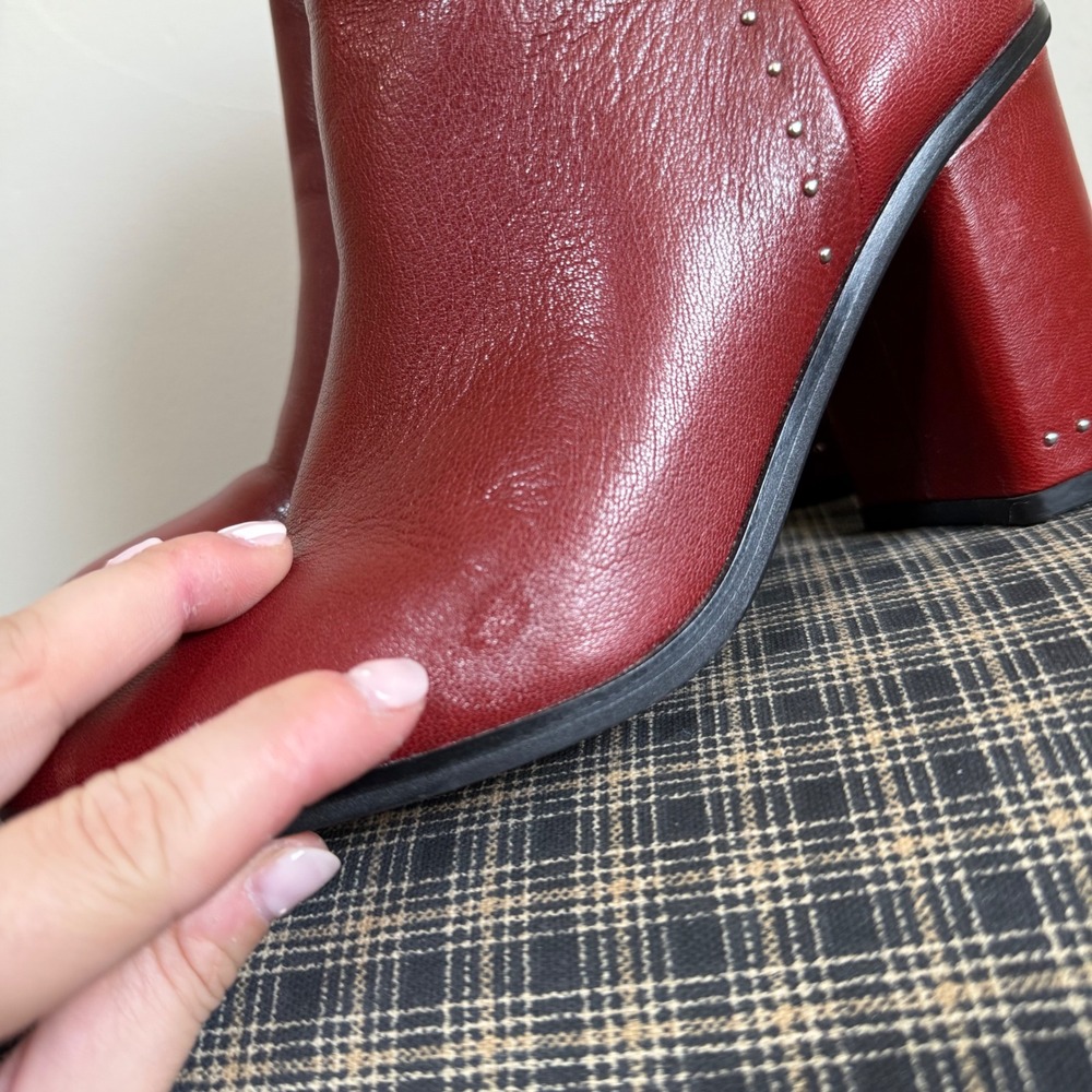 Marc Fisher Piazza Studded Red Leather Block Heel Ankle Boots Size 7M Red - Picture 2 of 8